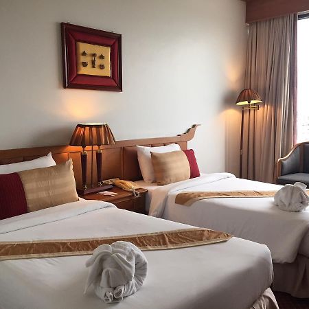 Laithong Hotel Ubon Ratchathani Exterior photo